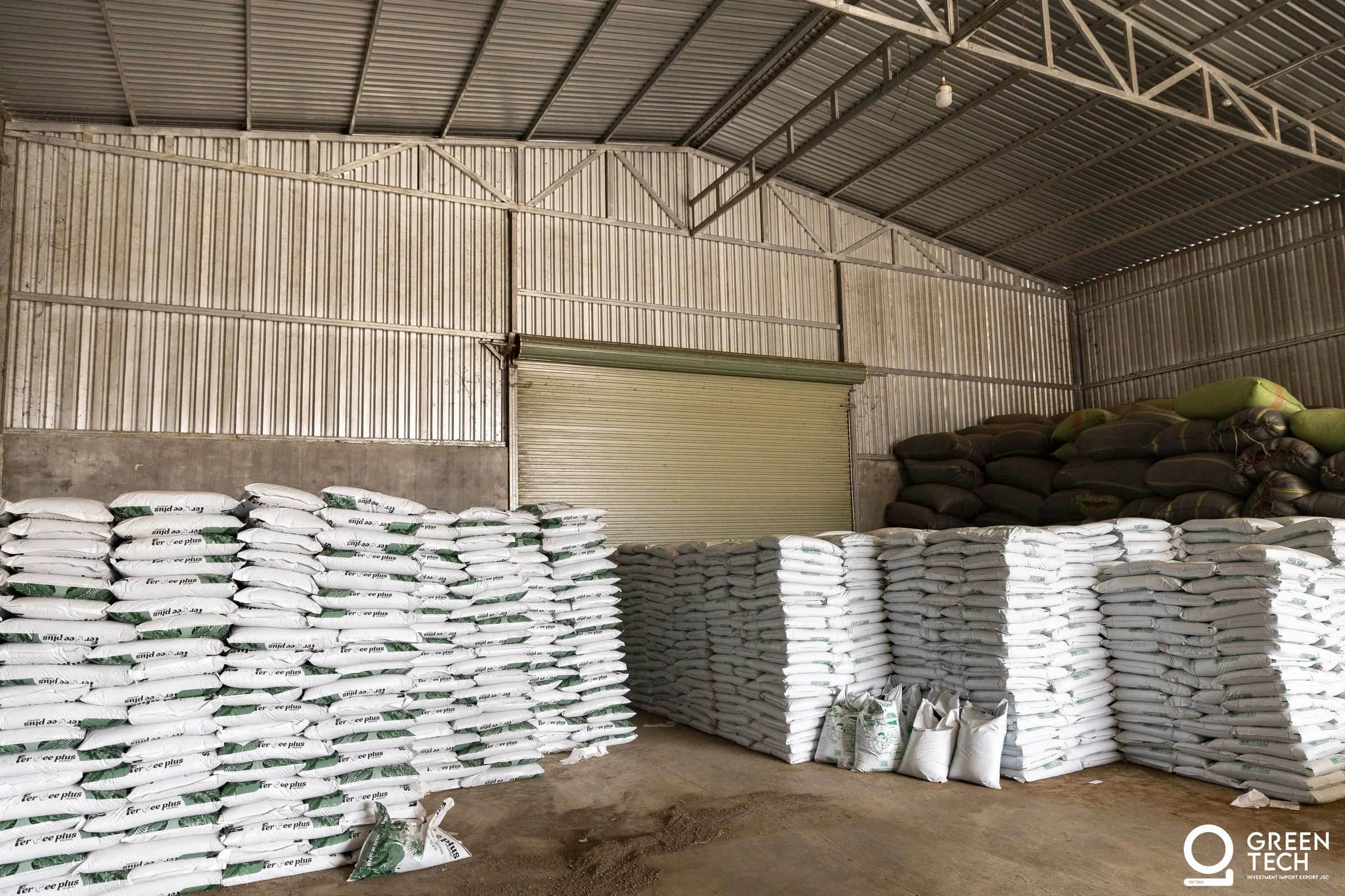 Export packaging warehouse operations